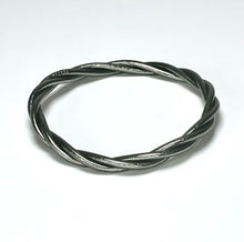 Charger l'image dans la galerie, Bracelet bouddhiste torsadé dark silver