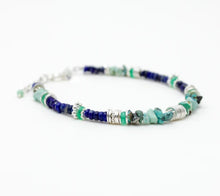 Charger l&#39;image dans la galerie, Bracelet heishi bleu Louise
