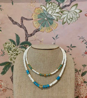 Collier magnésite et rondelles de turquoise