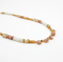 Charger l&#39;image dans la galerie, Collier heishi gouttes Elsa
