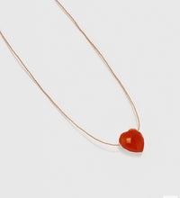 Charger l&#39;image dans la galerie, Collier goutte coeur cornaline
