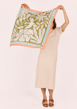 Charger l&#39;image dans la galerie, Foulard Liberté vert
