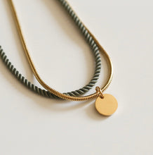 Charger l&#39;image dans la galerie, Bracelet/collier vert olive
