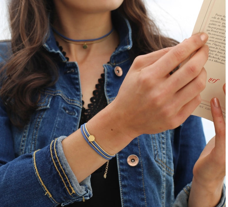 Bracelet/collier bleu denim
