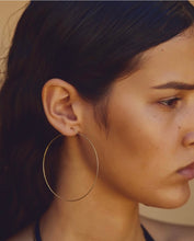 Charger l&#39;image dans la galerie, Grandes créoles Ode
