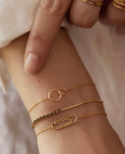 Charger l&#39;image dans la galerie, Bracelet Saran
