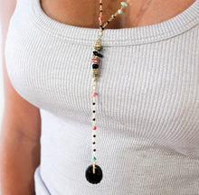 Charger l&#39;image dans la galerie, Collier chapelet scarabée Elsa
