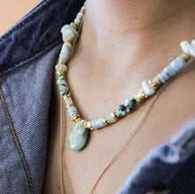 Charger l&#39;image dans la galerie, Collier heishi goutte Joé
