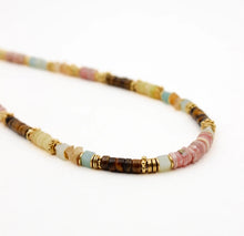 Charger l&#39;image dans la galerie, Collier heishi oeil de tigre Halima
