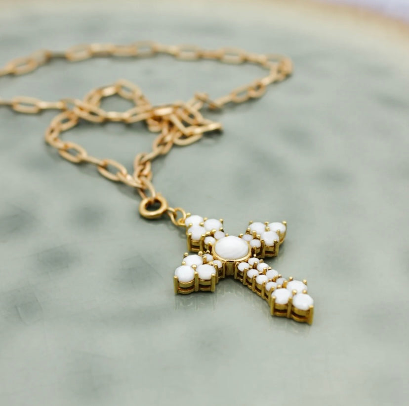Collier croix Eve
