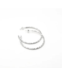 Charger l&#39;image dans la galerie, Créoles martelées Flora
