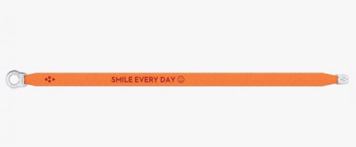 Bracelet en satin « Smile every day »